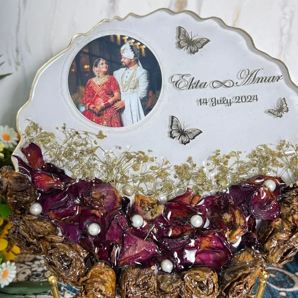 Deep Casting Varmala Frame | Preserved Wedding Flowers Resin Frame ( 8- Inch)