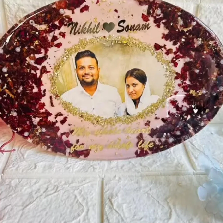 Wedding Memories Preservation | Oval Shaped Resin Keepsake (9 Inch)