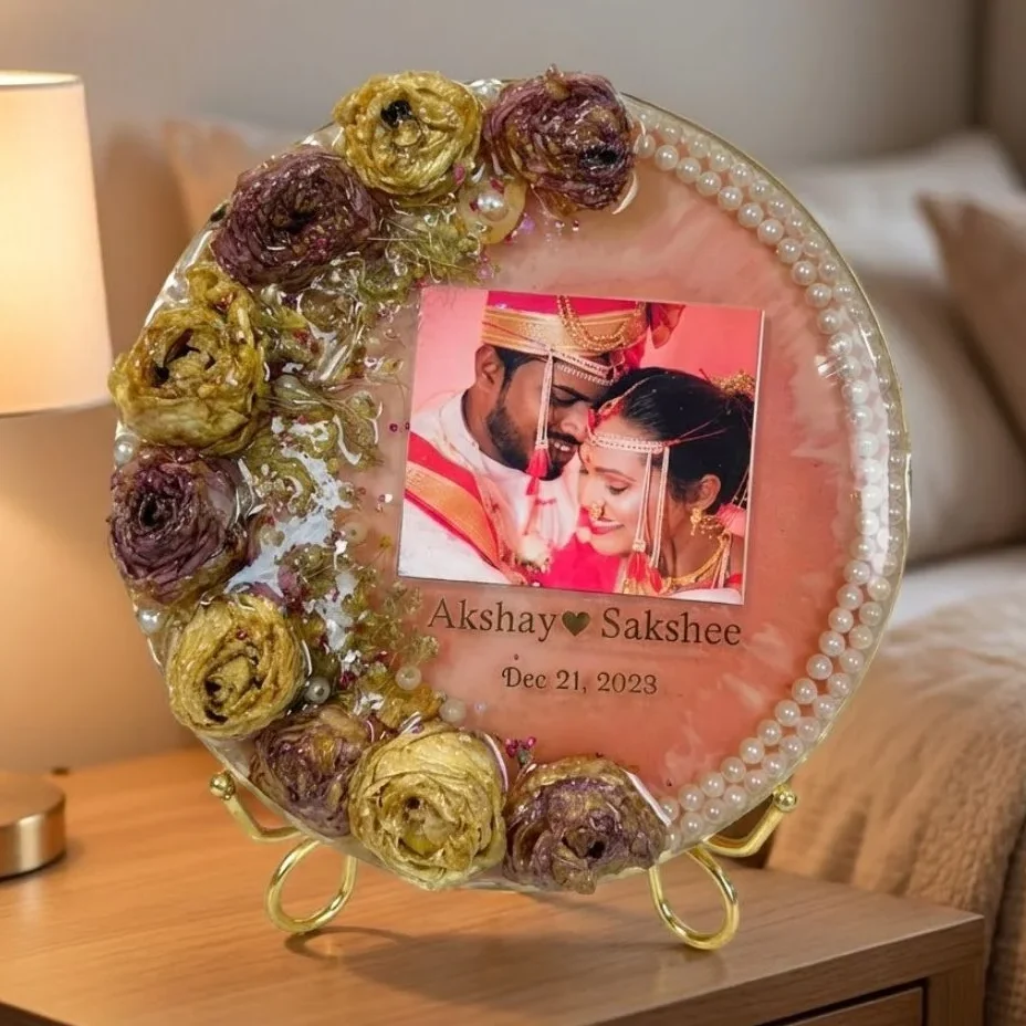 Yellow And Red Varmala Flower Preservation | Round Shape Resin Frame (20mm Thick and 8 Inch)