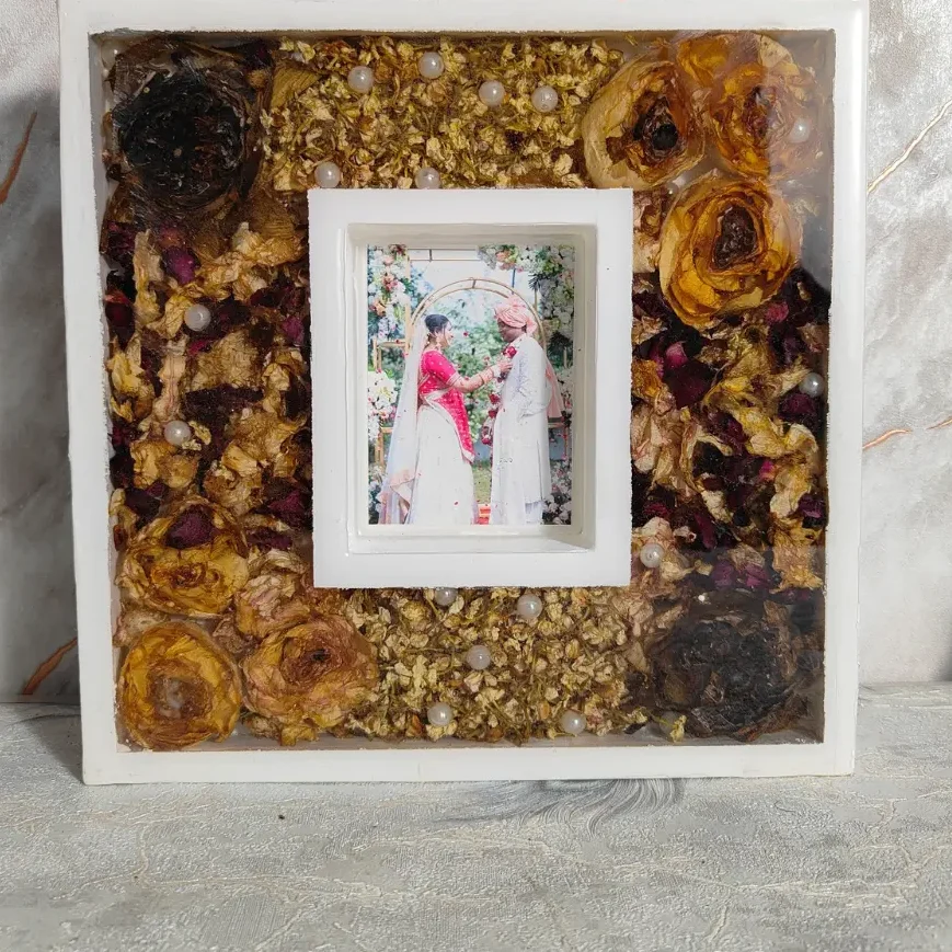 Varmala Flower Preservation in Luxury Resin Wooden Photo Frame (10 inches)